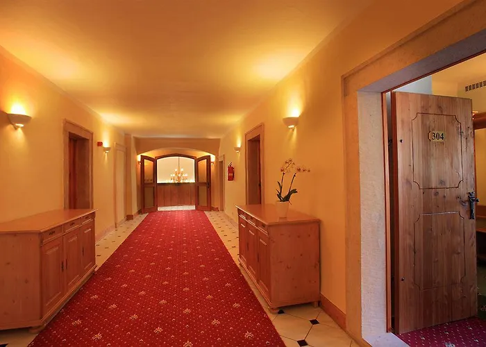 Questenberg Hotel 4*