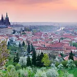 Hotel Questenberg 4*