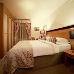 Hotel Questenberg 4*