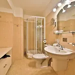 Questenberg 4* Praga