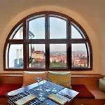 Questenberg Hotel 4*