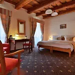 Questenberg 4* Praga