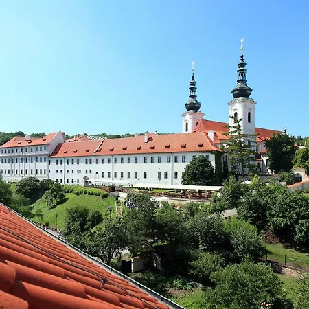 Questenberg ホテル 4*